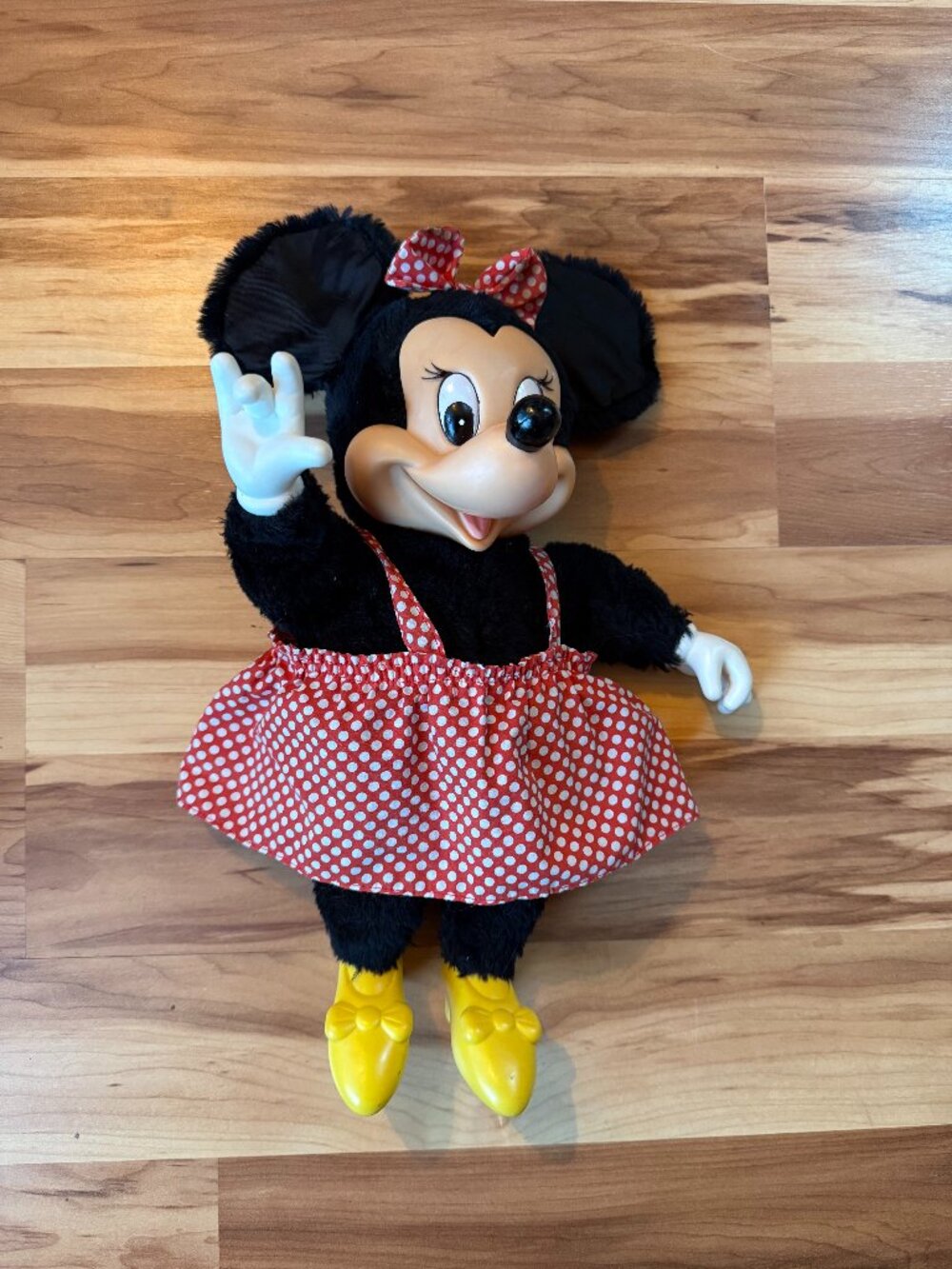 RARE VTG Vintage 1981 Applause Disney Minnie Mouse Plush Doll Vinyl Face Dress
